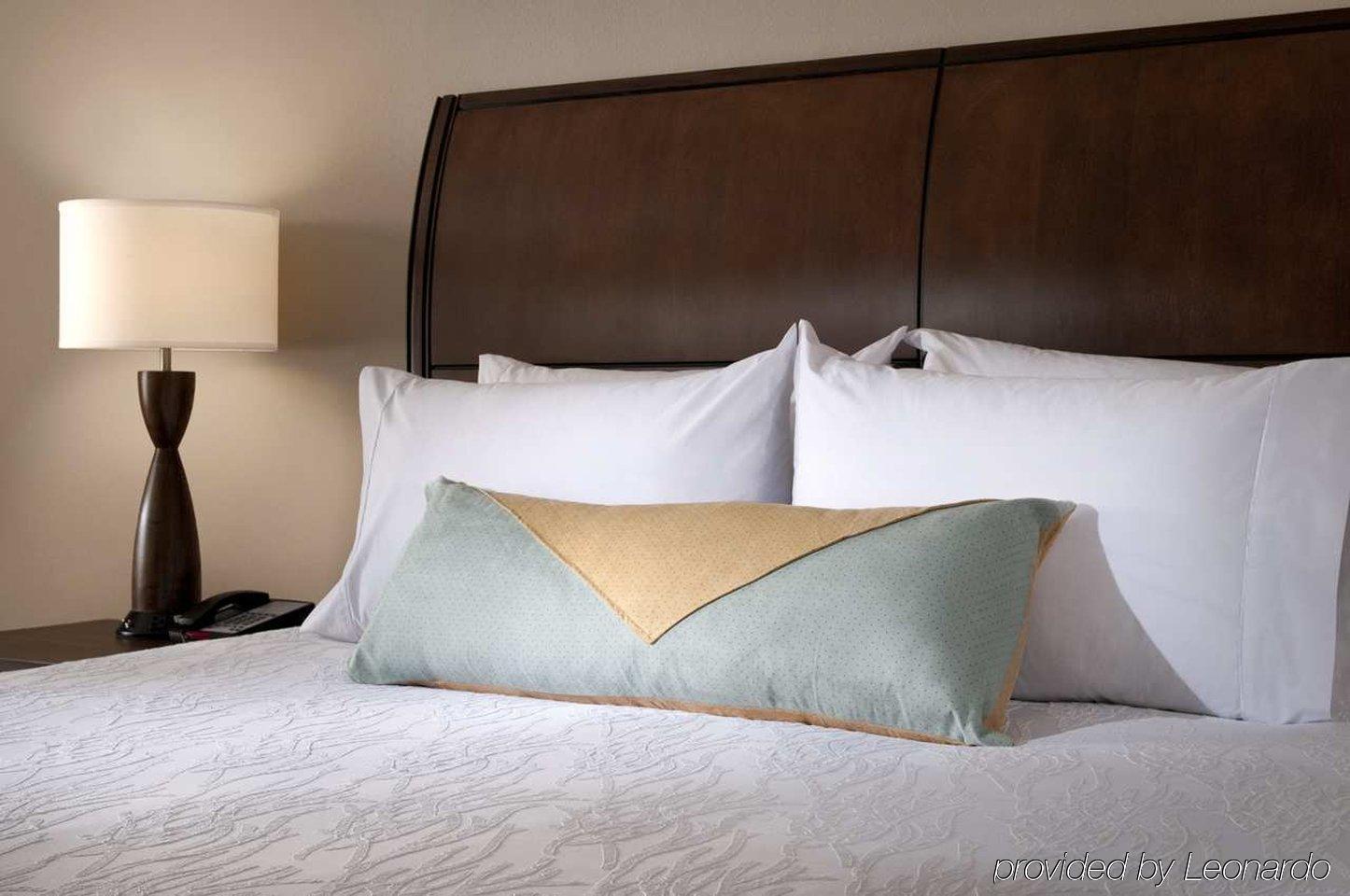 Hilton Garden Inn Texarkana Oda fotoğraf